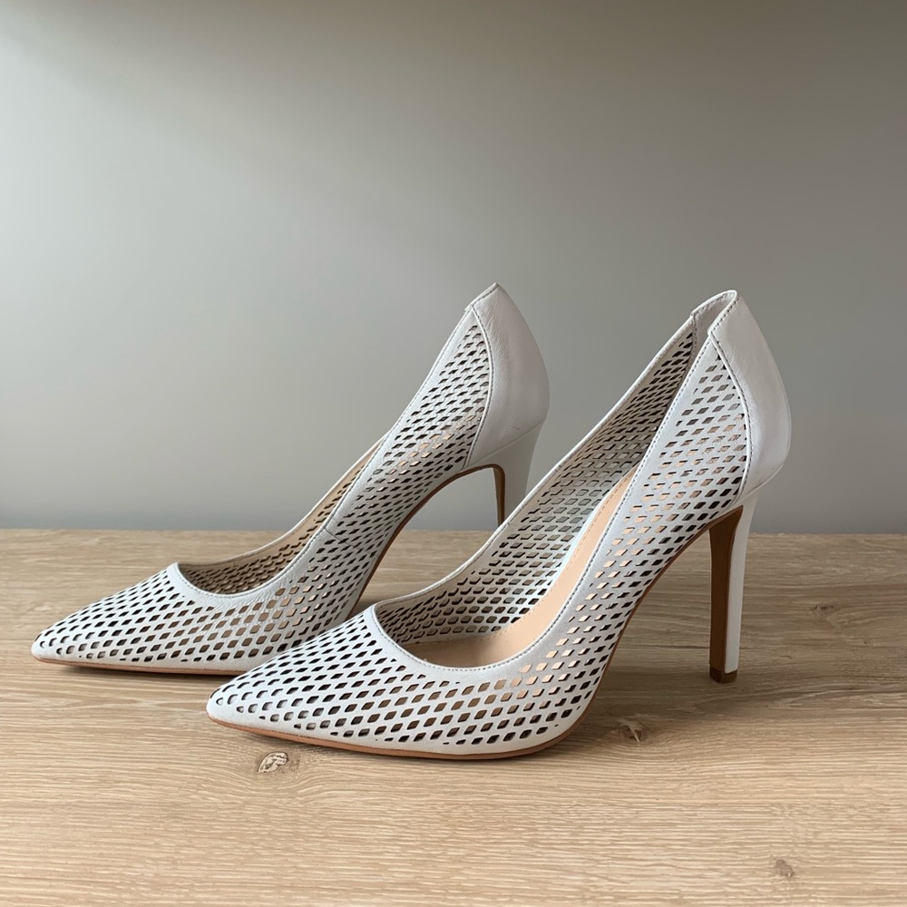 Vince Camuto pumps